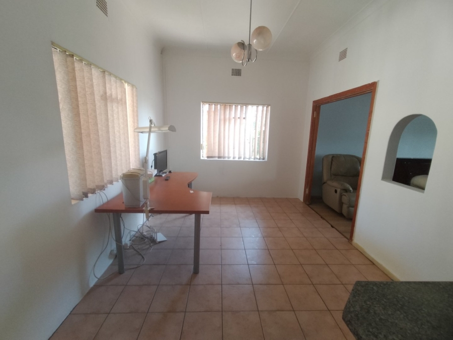 5 Bedroom Property for Sale in Kestellhof Northern Cape